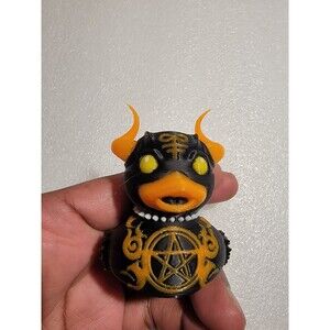 SATANIC DUCK

3d printed multicolor